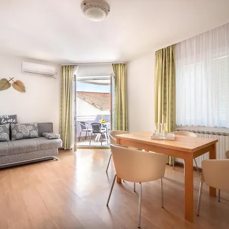 Ruza Apartment *