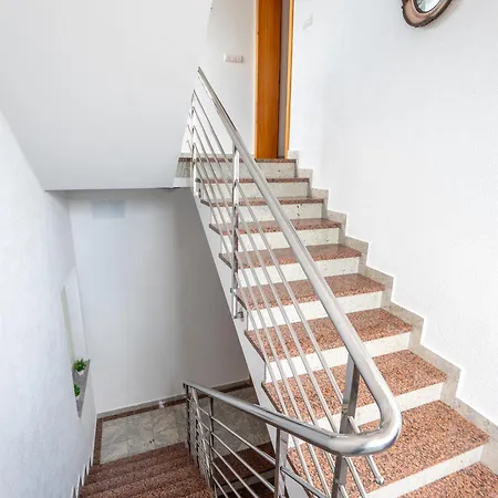 Ruza Apartment *