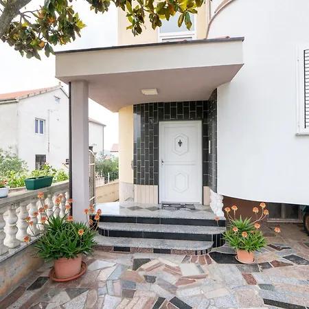 Apartment Ruza *