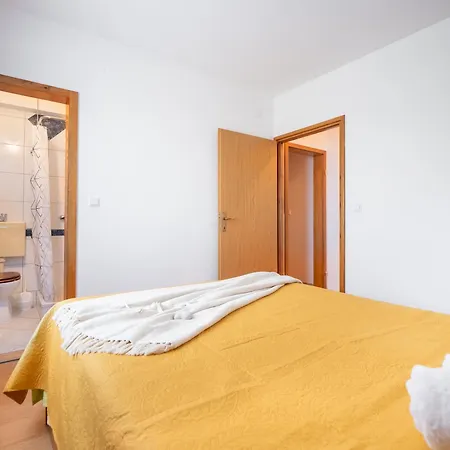 Ruza Apartment